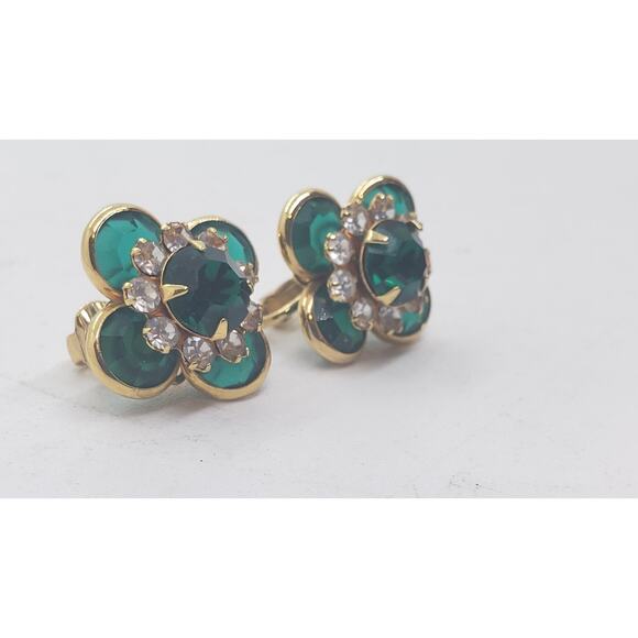 Vintage Green Crystal Flower Clip On Earrings Bezel Set Rhinestone Accents Gold - Picture 1 of 9